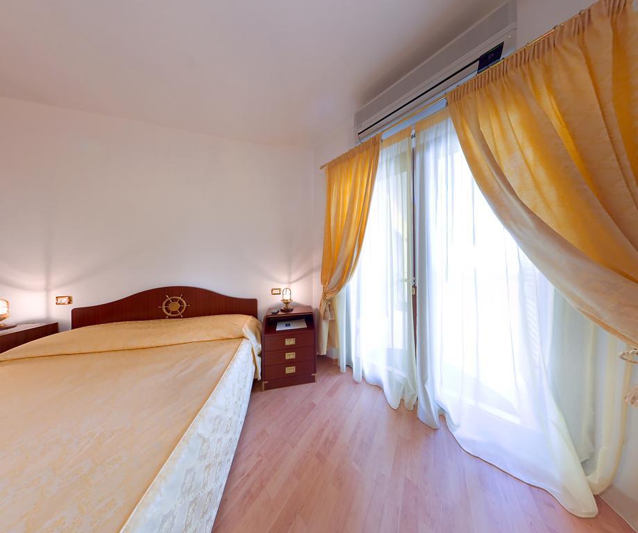 Hotel Le Cave Sirolo Esterno foto